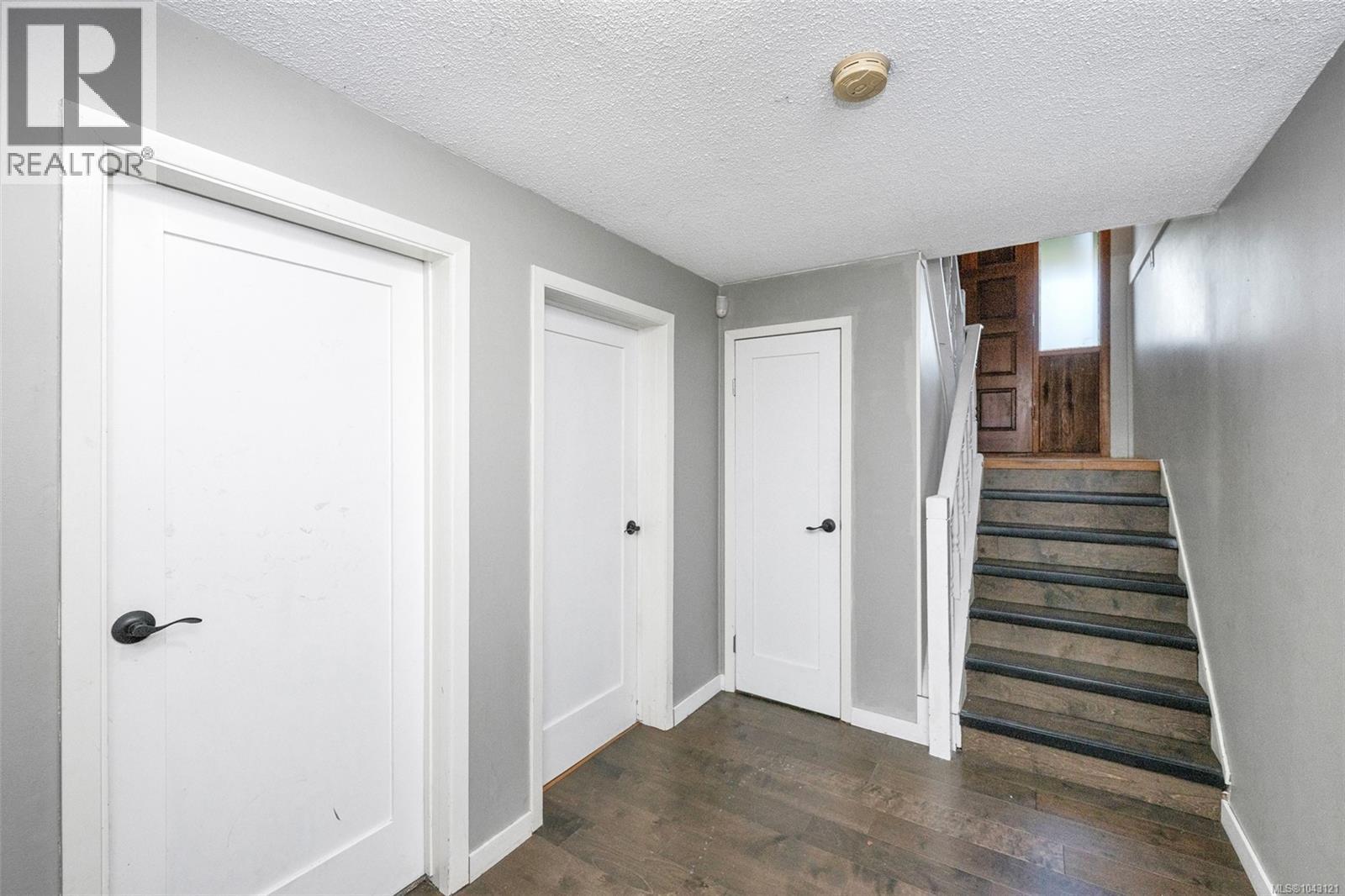 1488 Kingsview Rd Property Photo 39