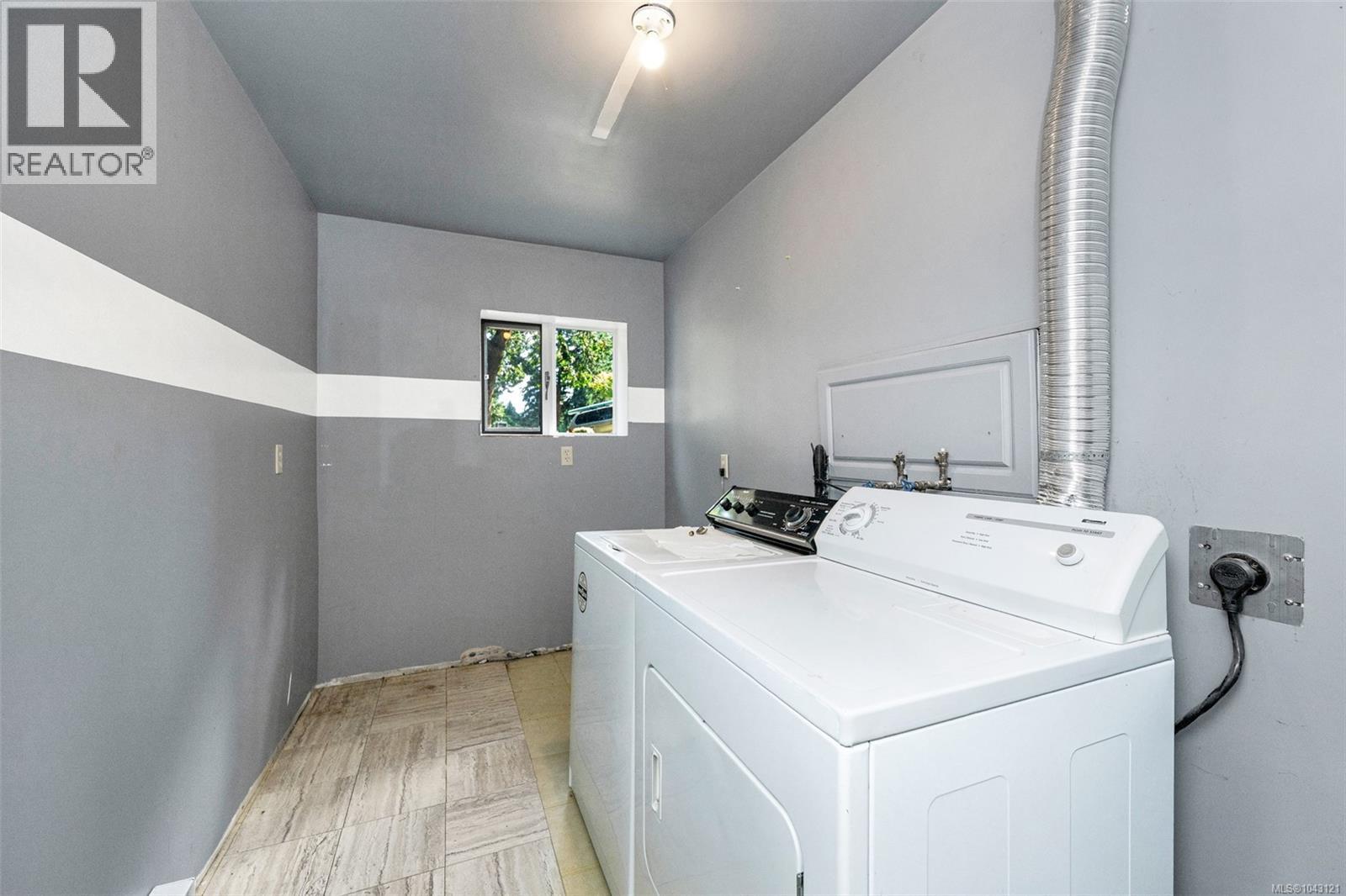 1488 Kingsview Rd Property Photo 43