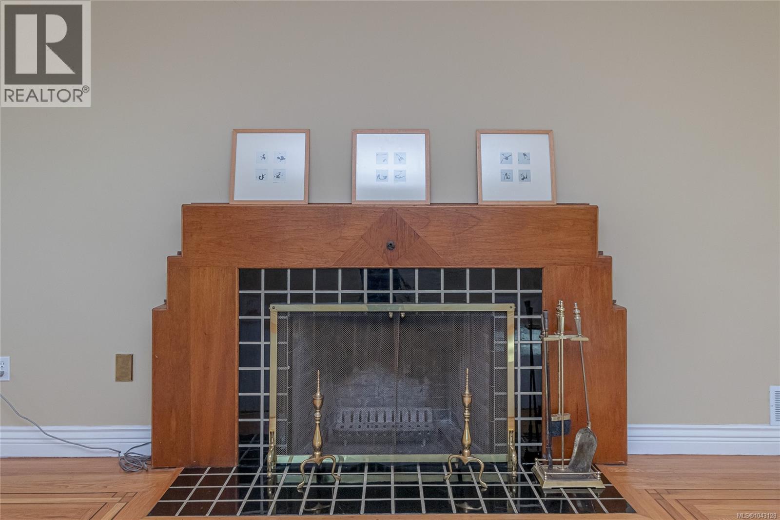1184 Clovelly Terr Property Photo 14