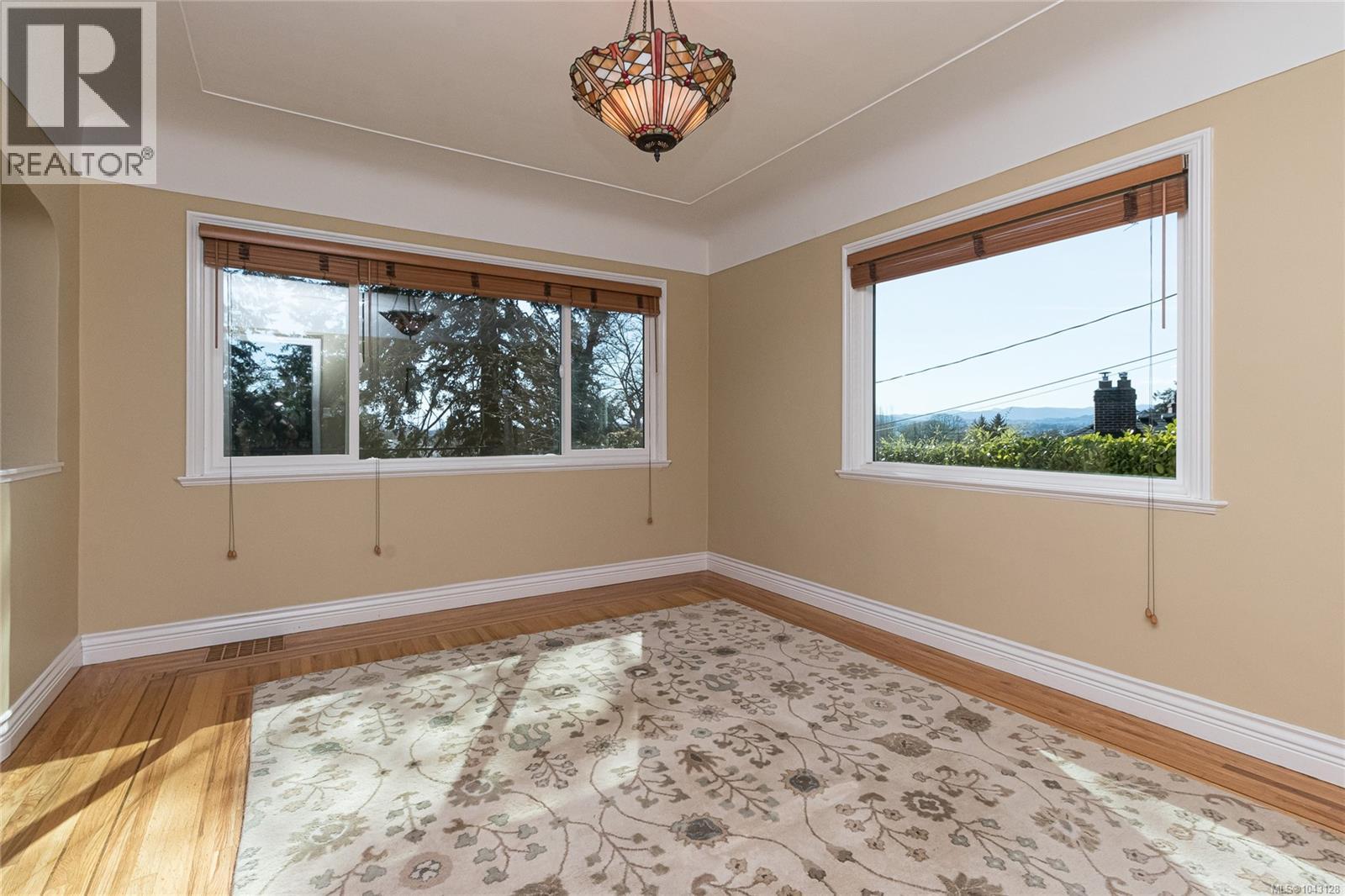 1184 Clovelly Terr Property Photo 16