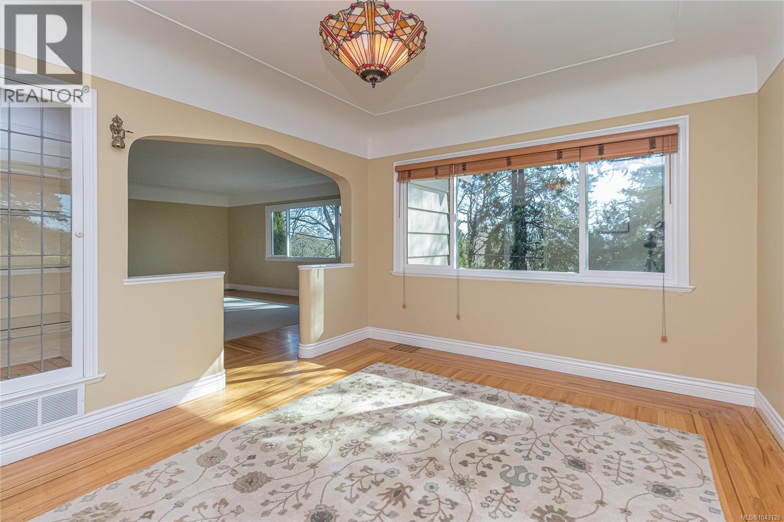 1184 Clovelly Terr Property Photo 17