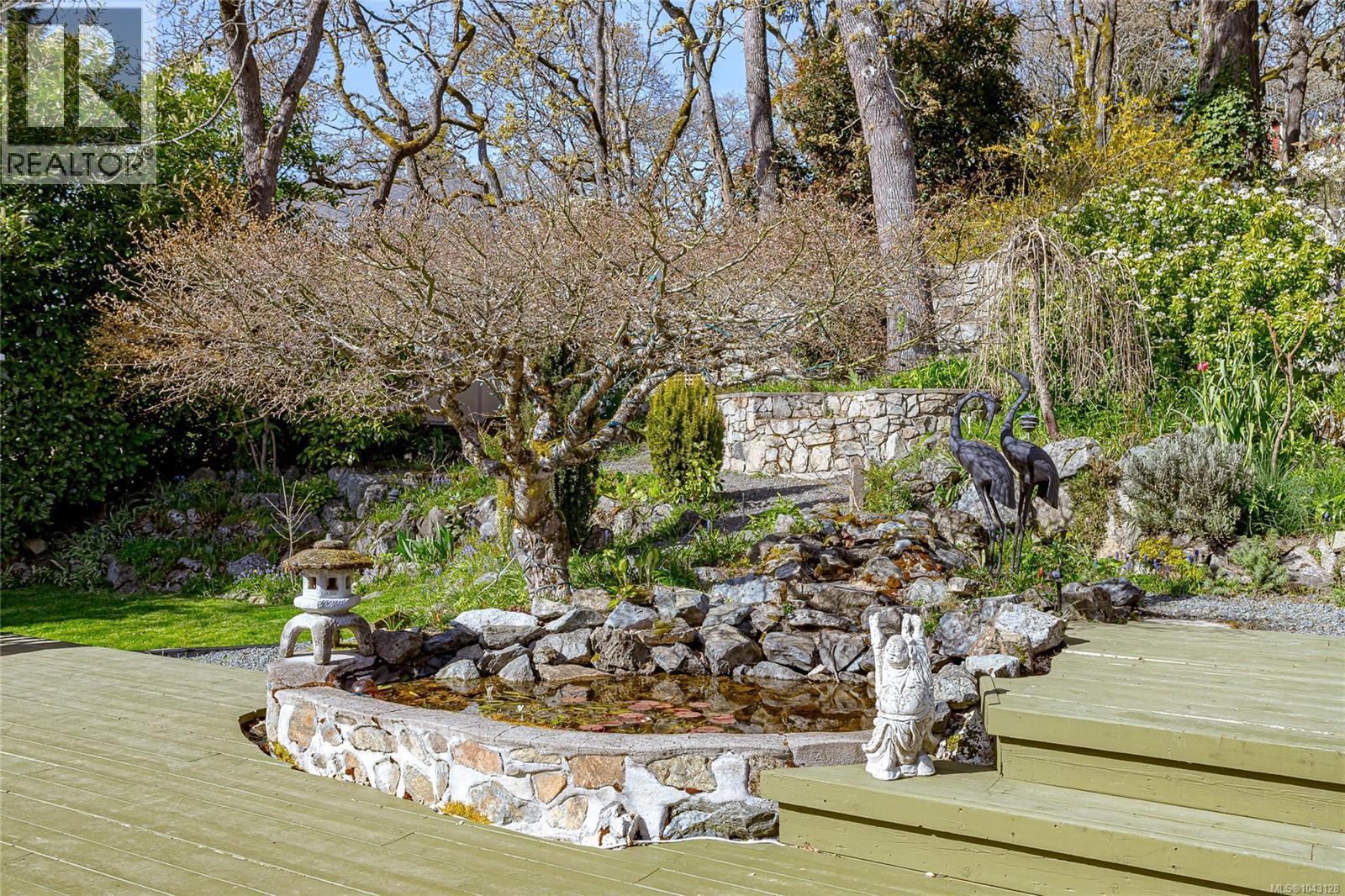 1184 Clovelly Terr Property Photo 43