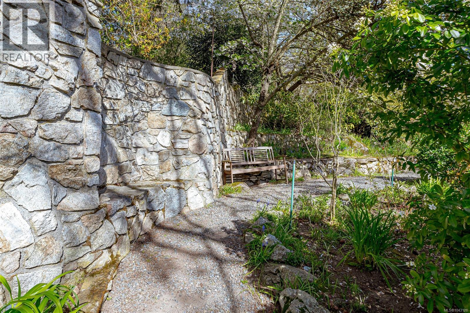 1184 Clovelly Terr Property Photo 70