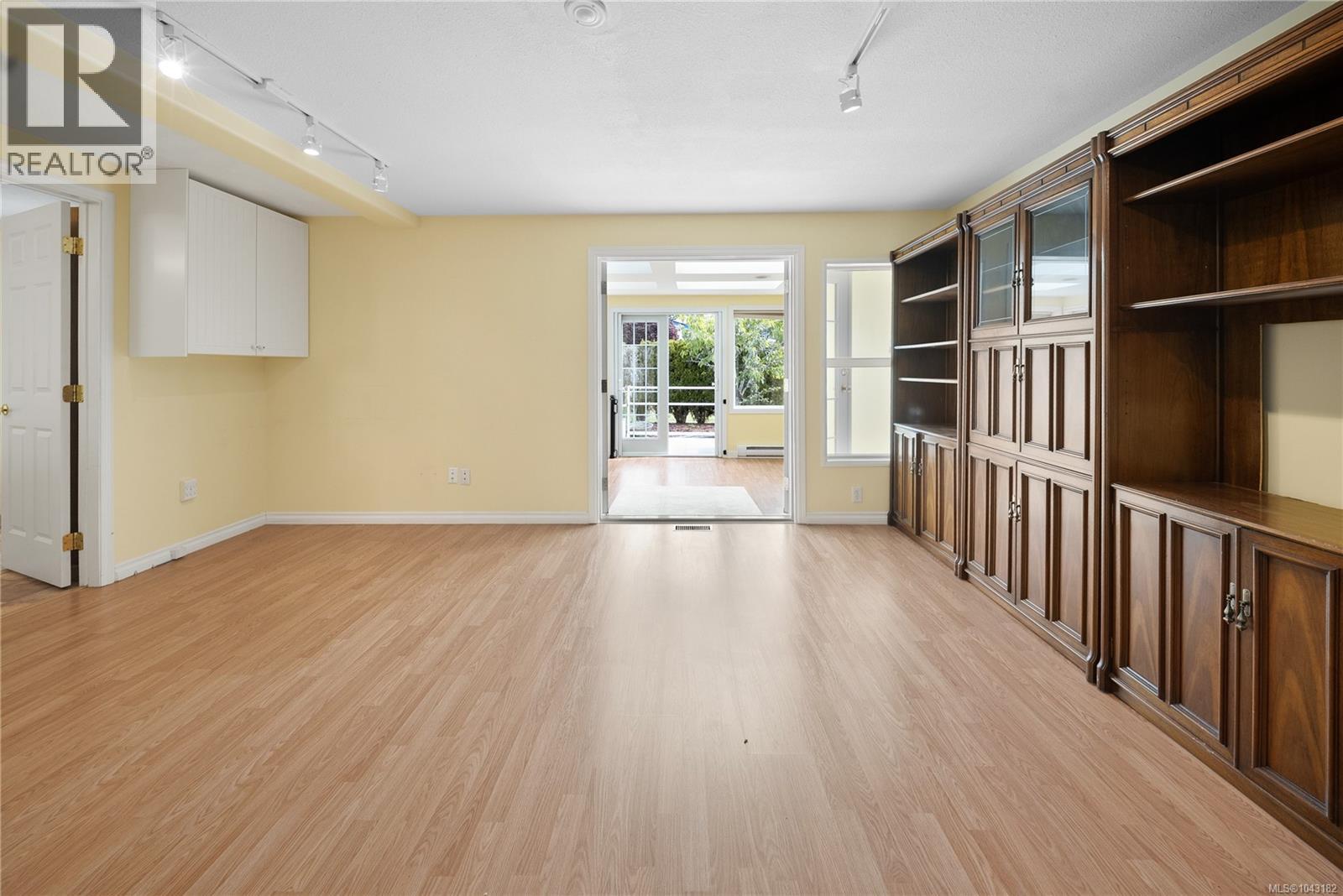 6214 Rich Rd Property Photo 18