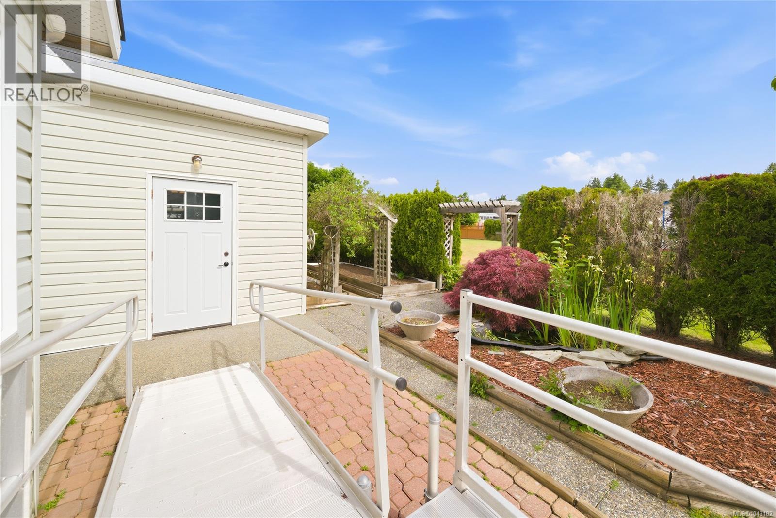 6214 Rich Rd Property Photo 35