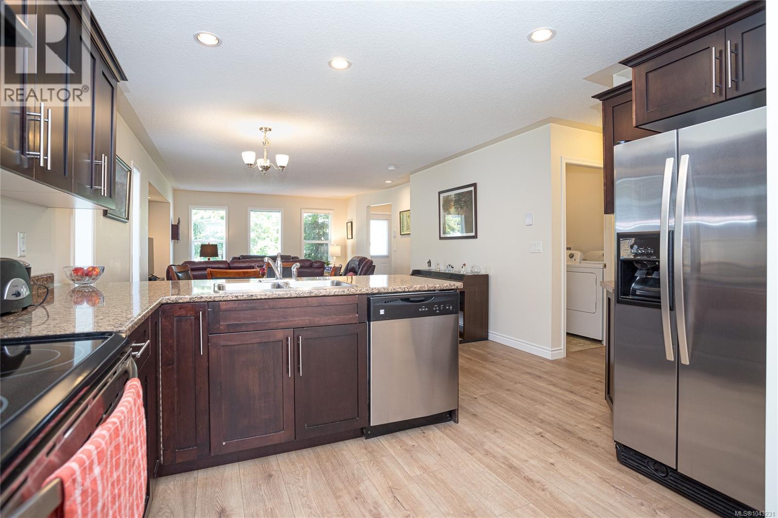5 9650 Askew Creek Dr Property Photo 15