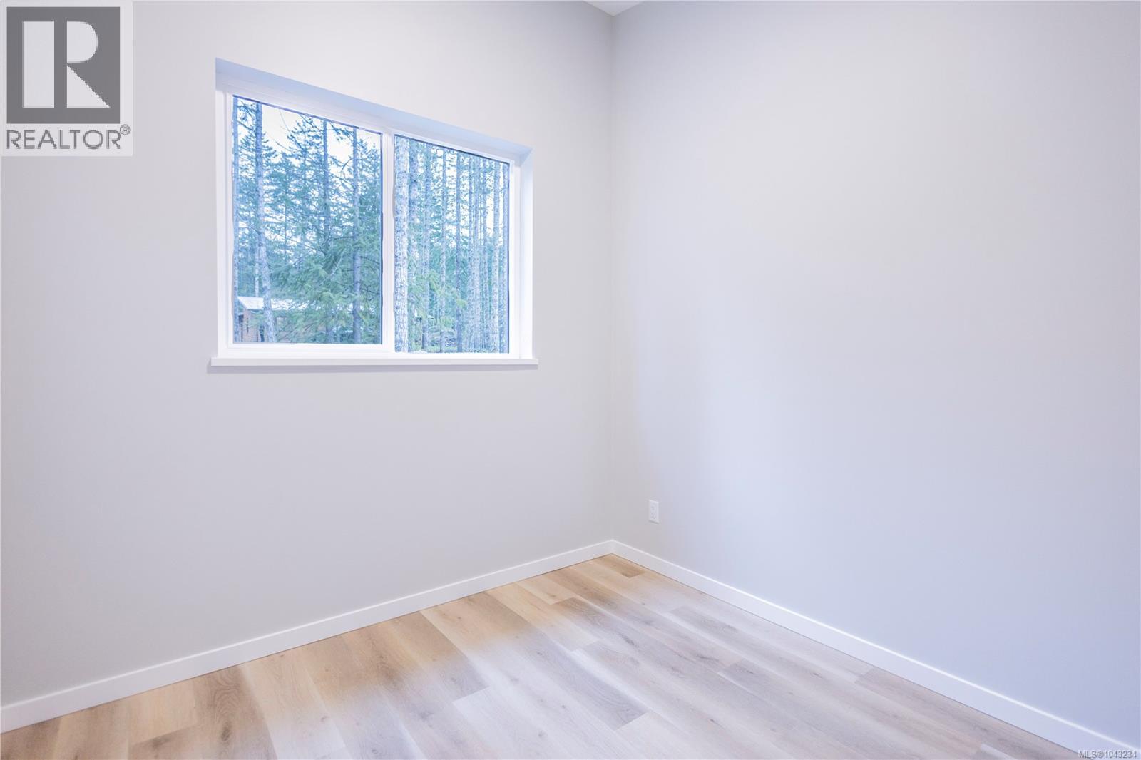 2440 Carpenter Rd Property Photo 13