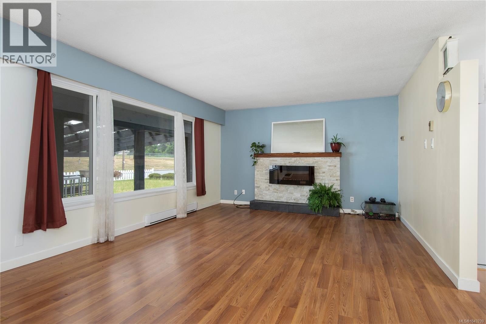 2505 Alder St S Property Photo 6
