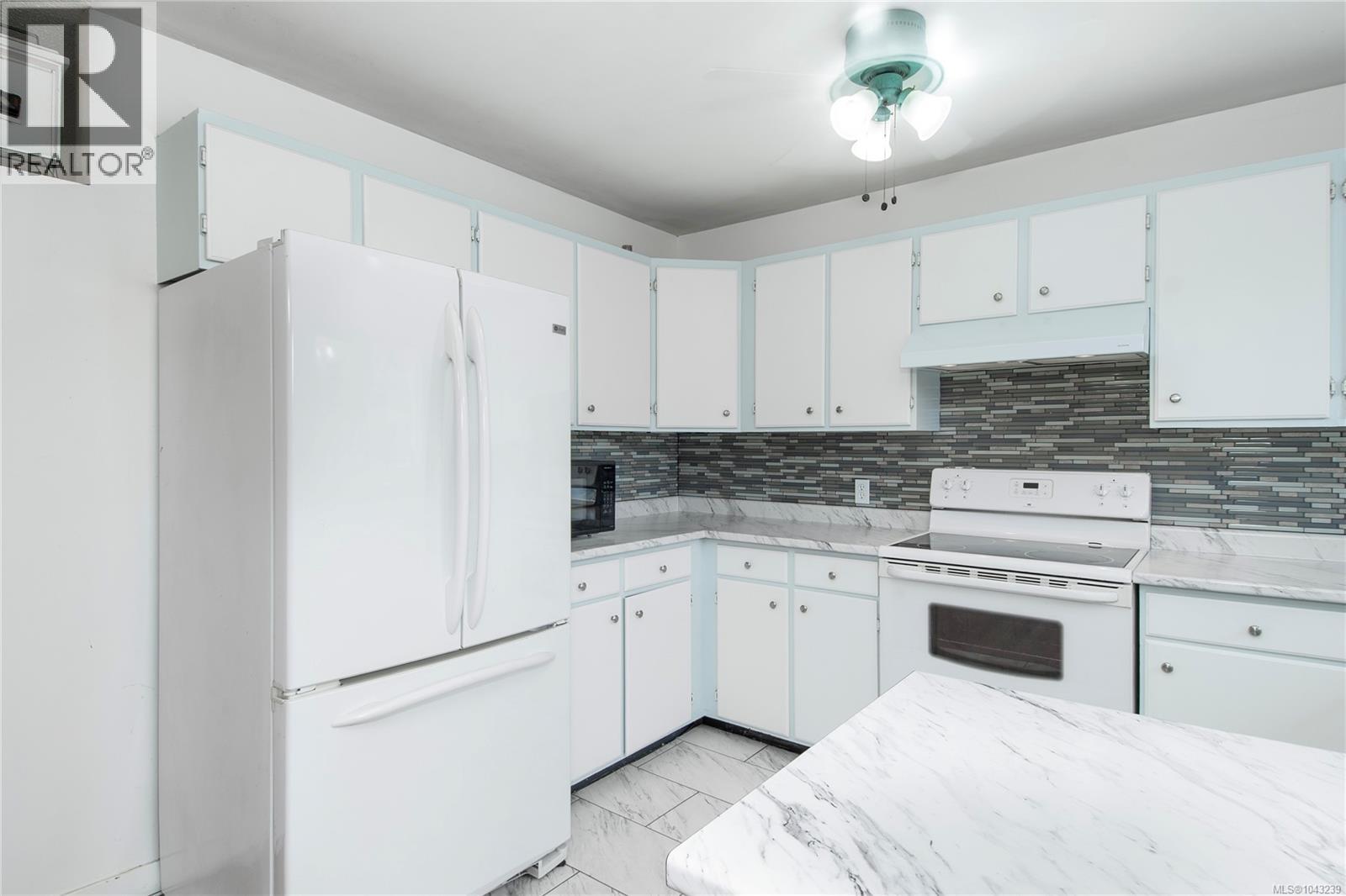2505 Alder St S Property Photo 11