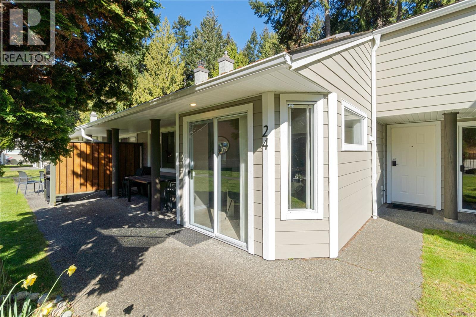 24 1135 Resort Dr