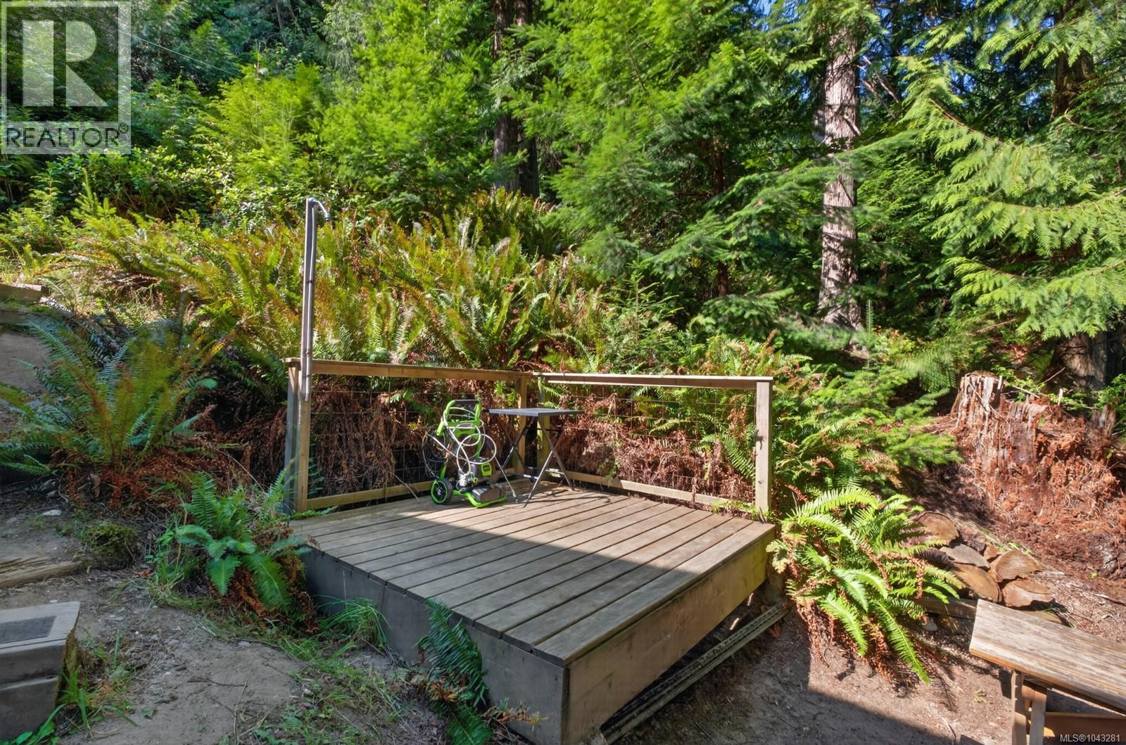 8873 Stoney Hill Rd Property Photo 14