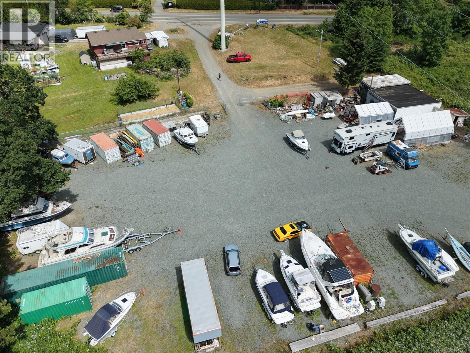 4767 Island Hwy N Property Photo 4
