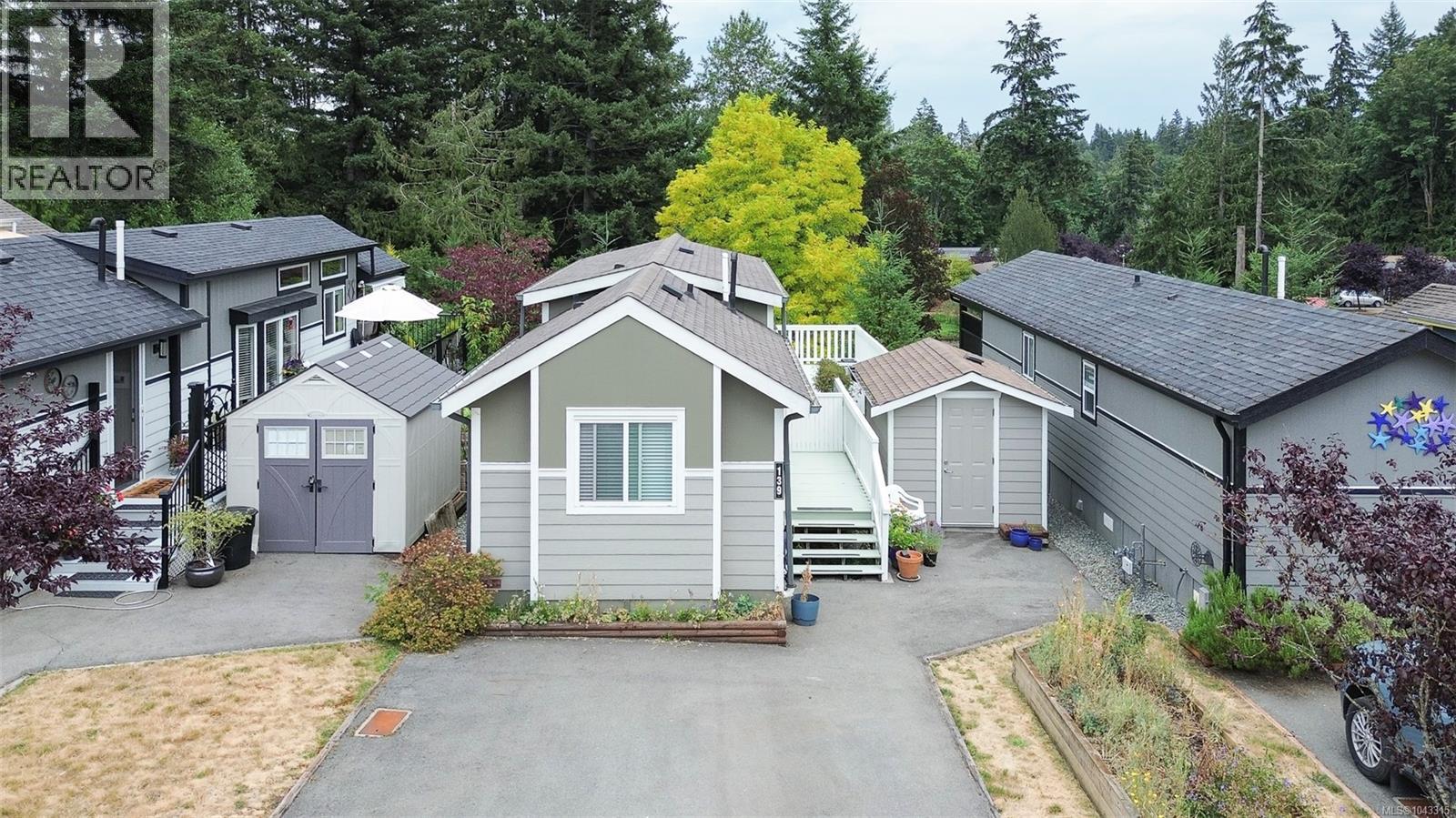139 3042 River Rd Property Photo 3