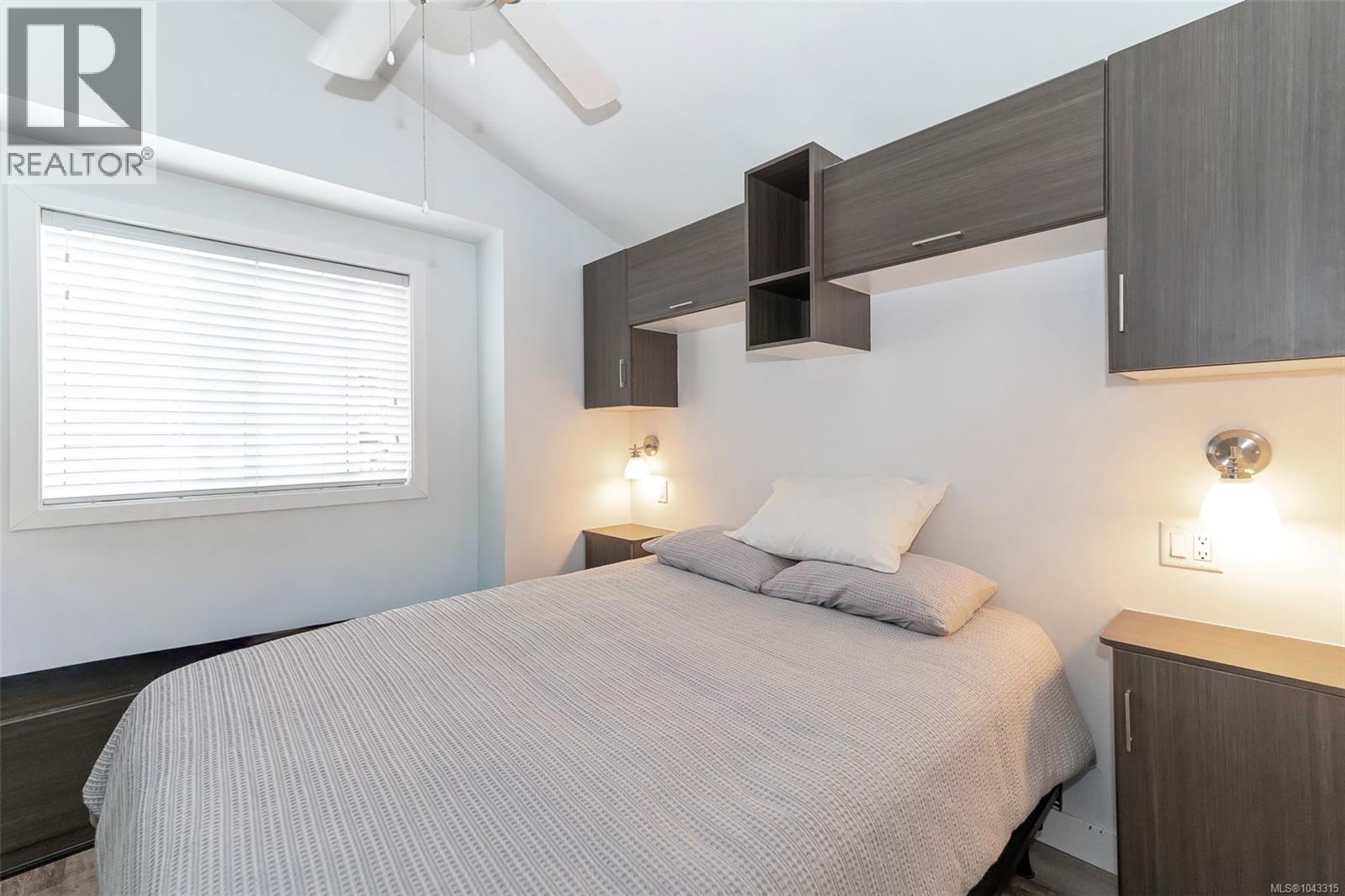139 3042 River Rd Property Photo 21