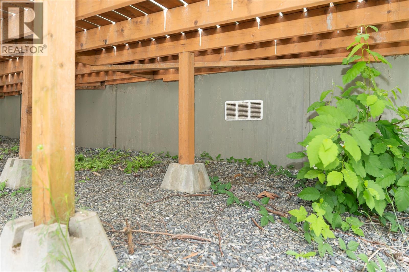 139 3042 River Rd Property Photo 30