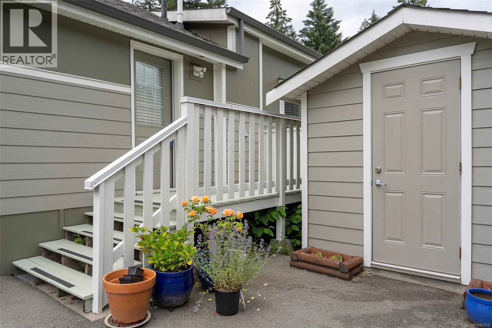139 3042 River Rd Property Photo 33