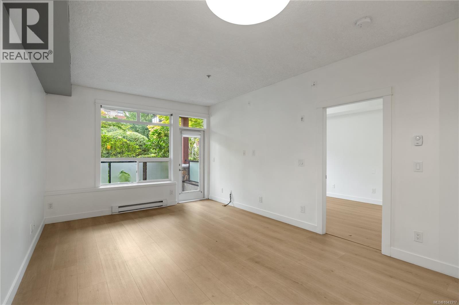 116 2710 Jacklin Rd Property Photo 10