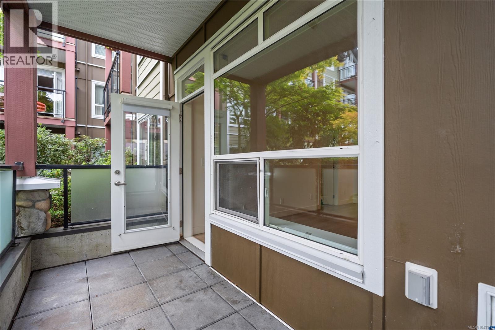 116 2710 Jacklin Rd Property Photo 20
