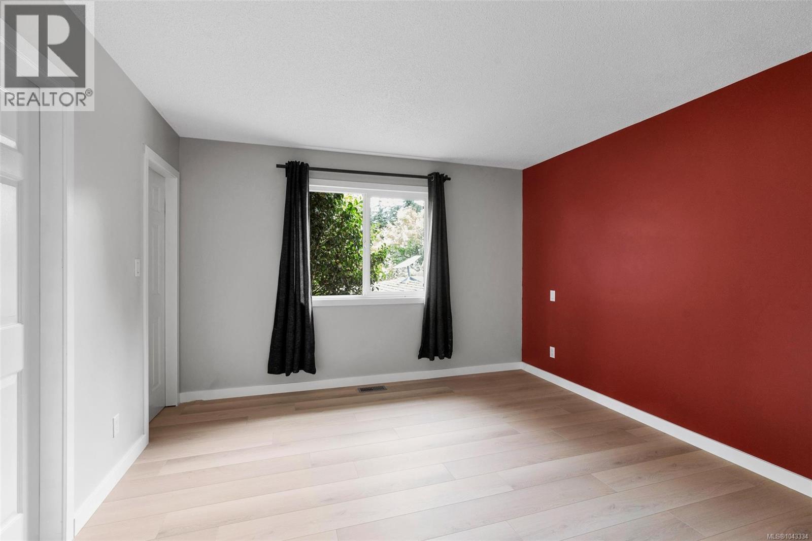 2473 Bidston Rd Property Photo 22