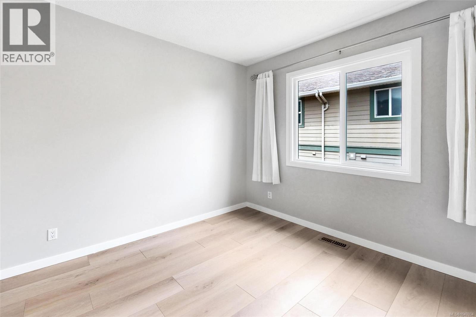 2473 Bidston Rd Property Photo 27