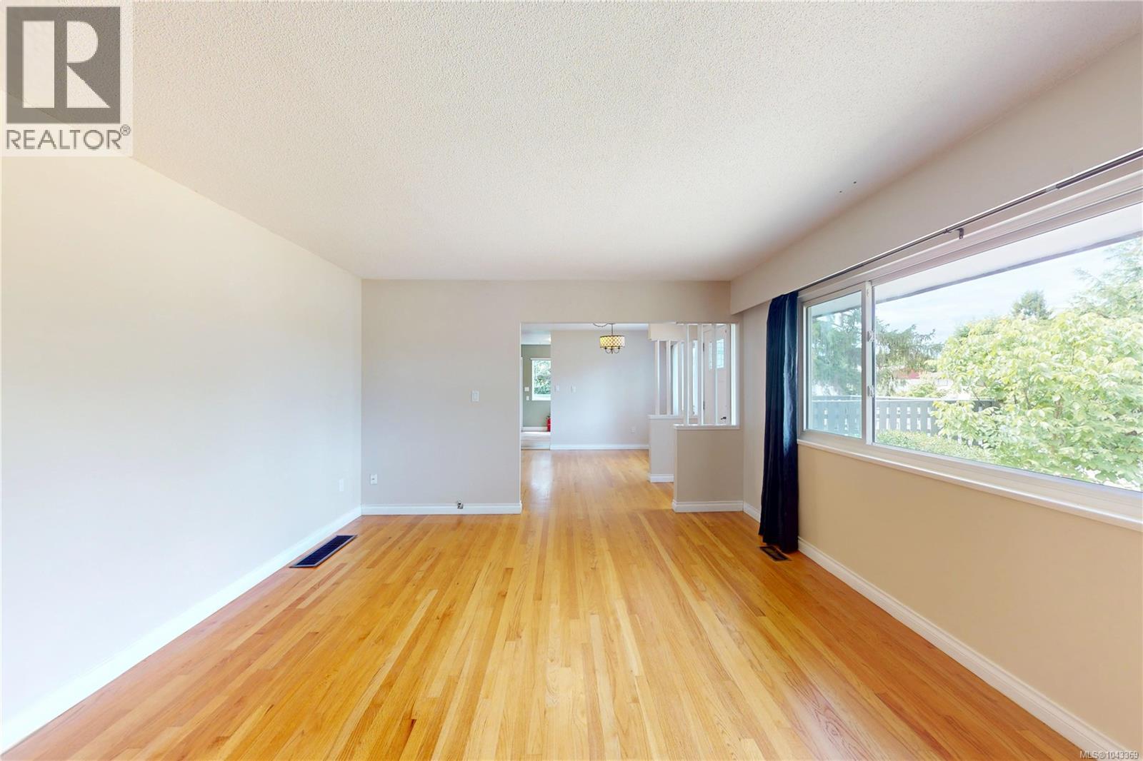 1710 Sprucewood Pl Property Photo 7