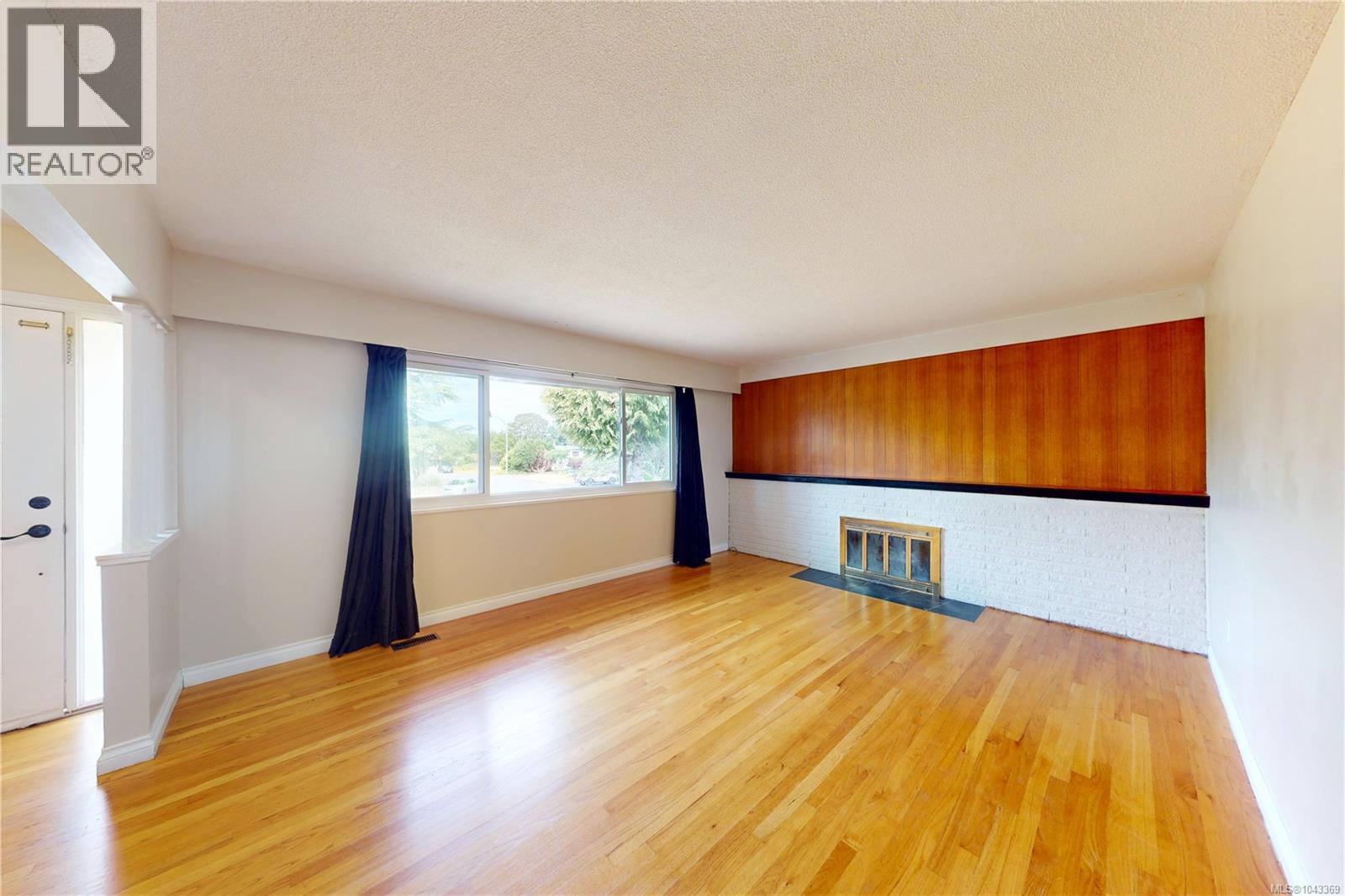 1710 Sprucewood Pl Property Photo 9