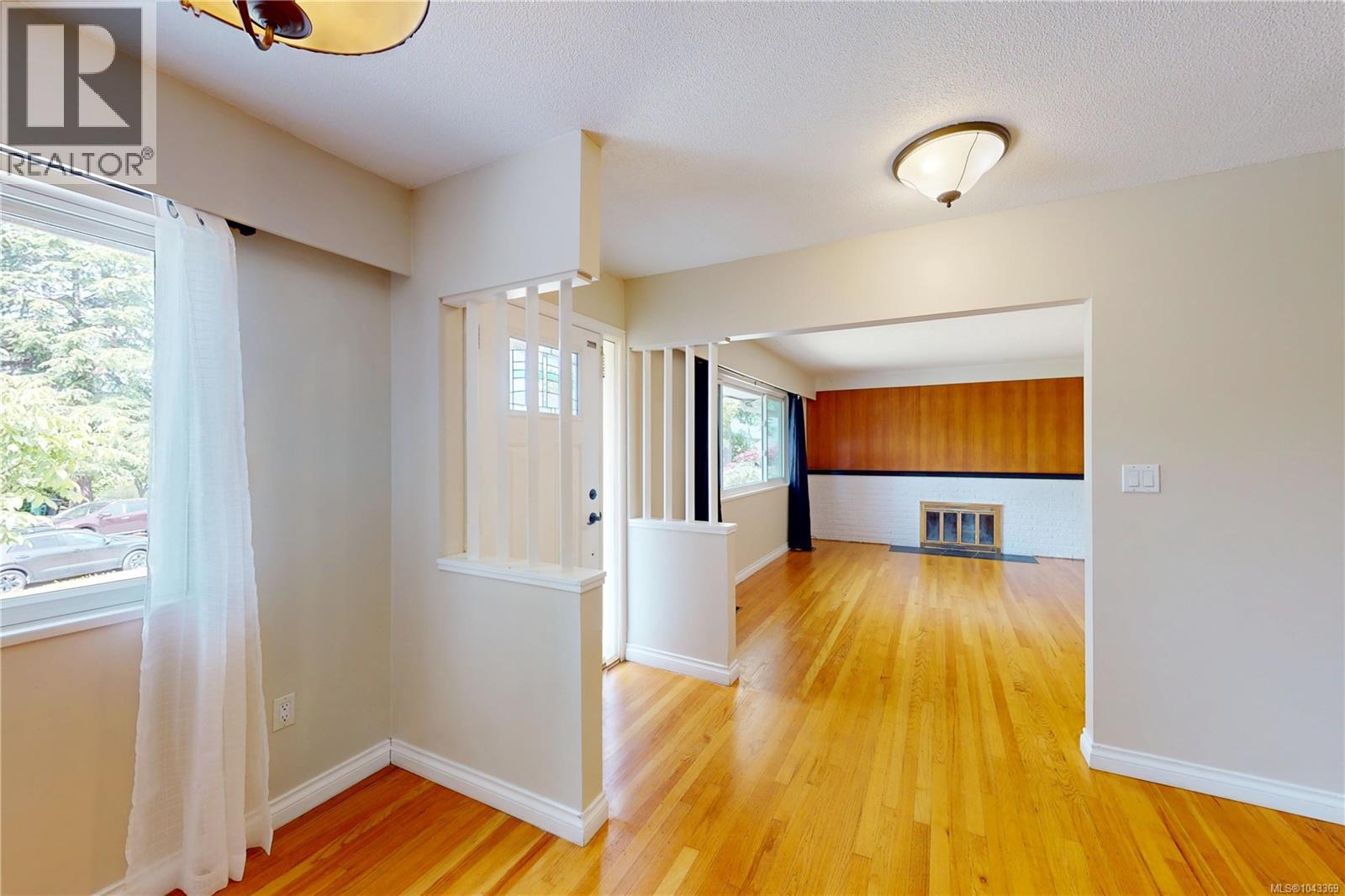 1710 Sprucewood Pl Property Photo 10