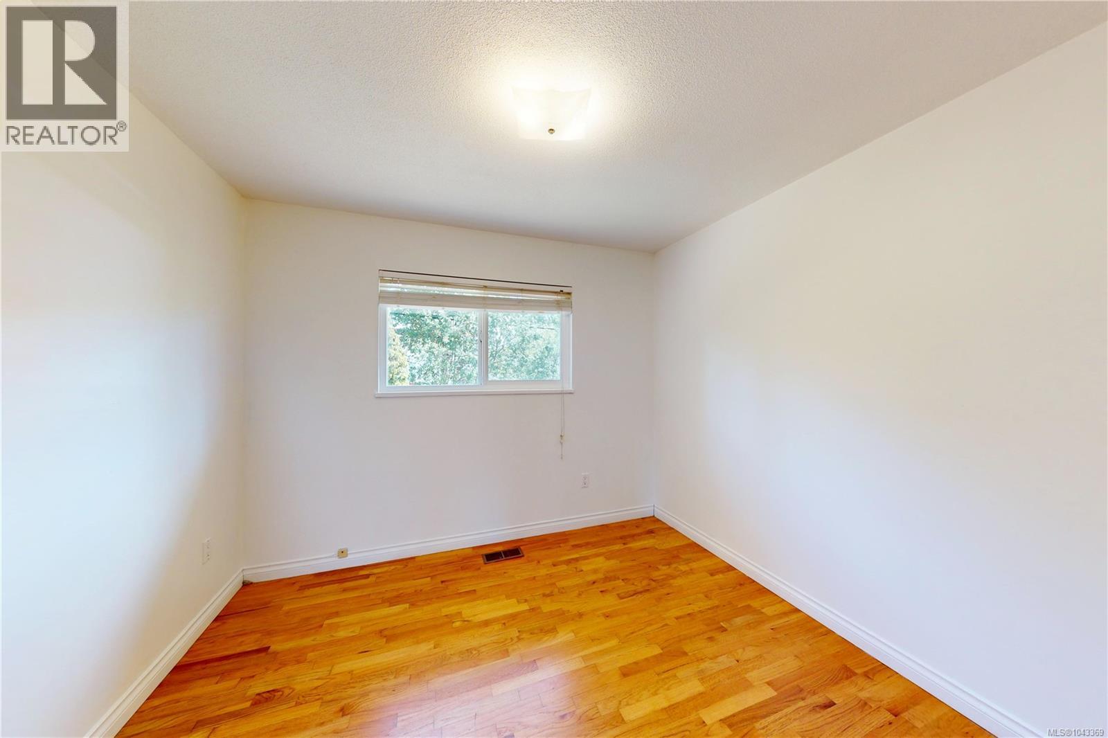 1710 Sprucewood Pl Property Photo 19