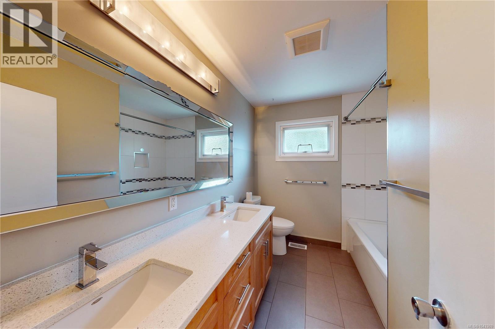 1710 Sprucewood Pl Property Photo 26