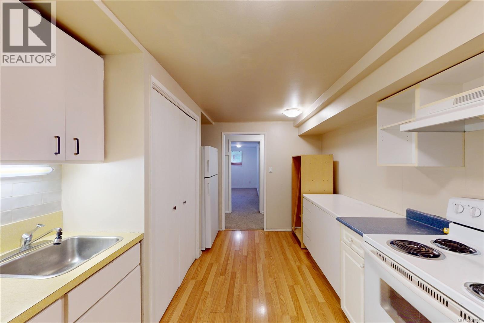 1710 Sprucewood Pl Property Photo 31