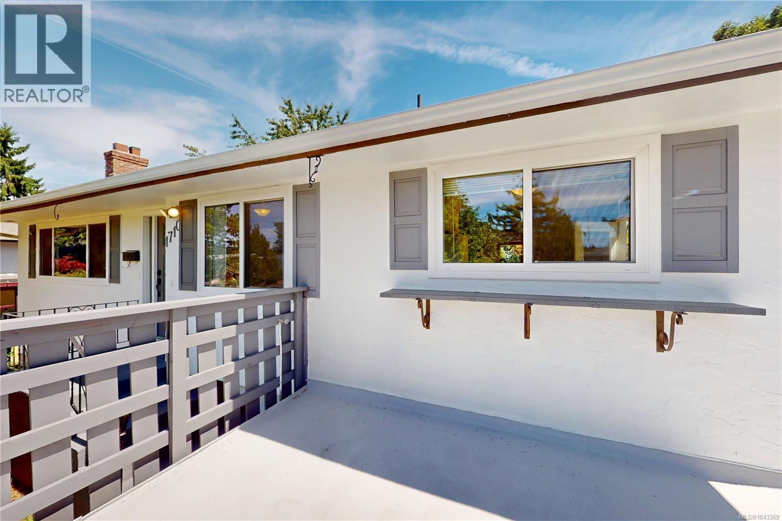 1710 Sprucewood Pl Property Photo 46