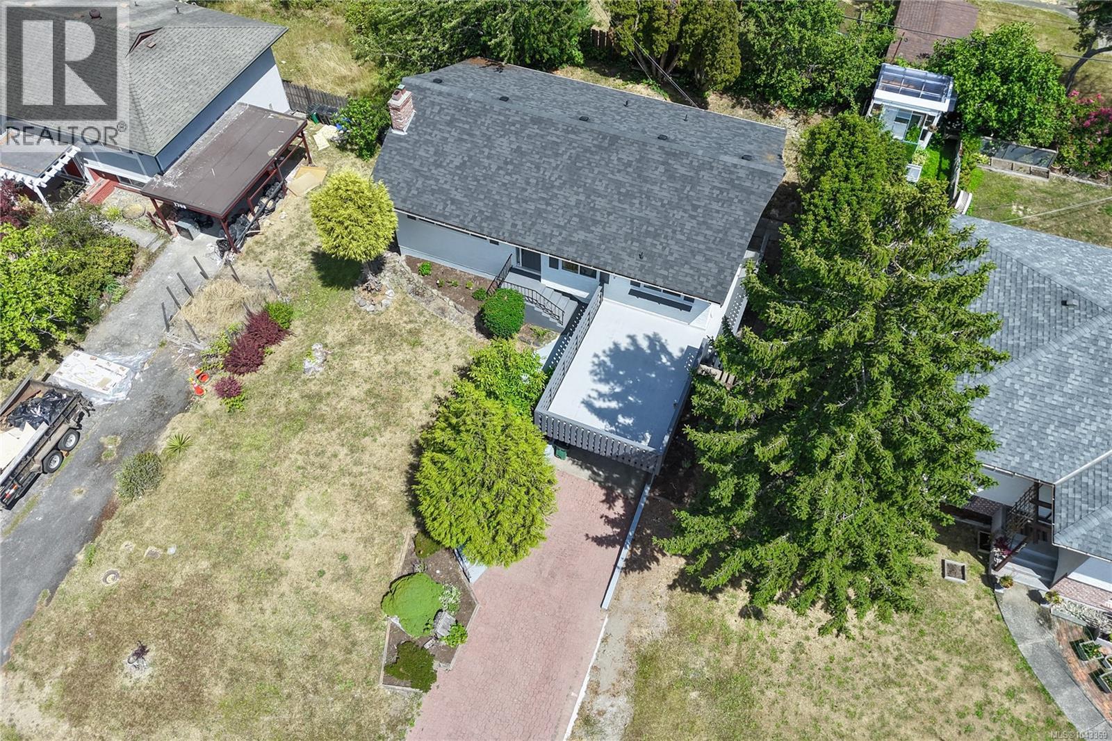 1710 Sprucewood Pl Property Photo 62
