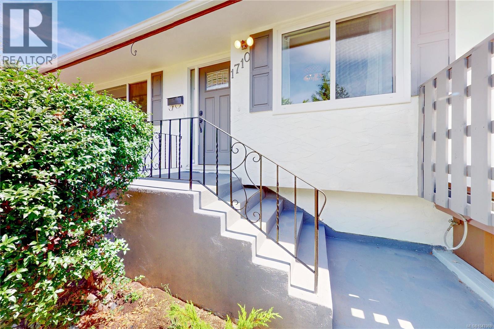 1710 Sprucewood Pl Property Photo 70