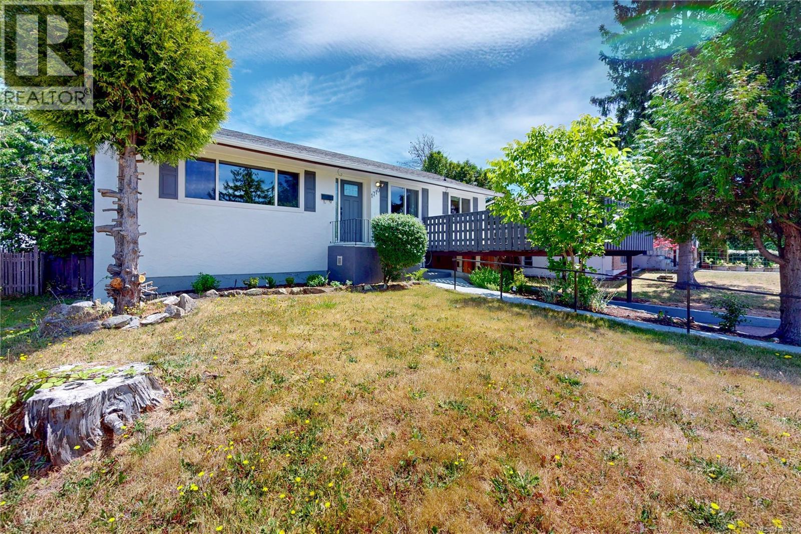 1710 Sprucewood Pl Property Photo 72