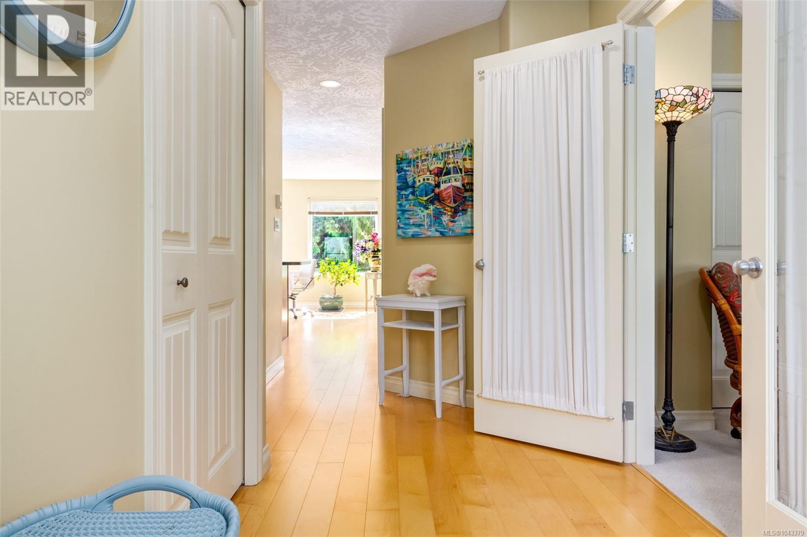 1731 Dar's Pl Property Photo 5