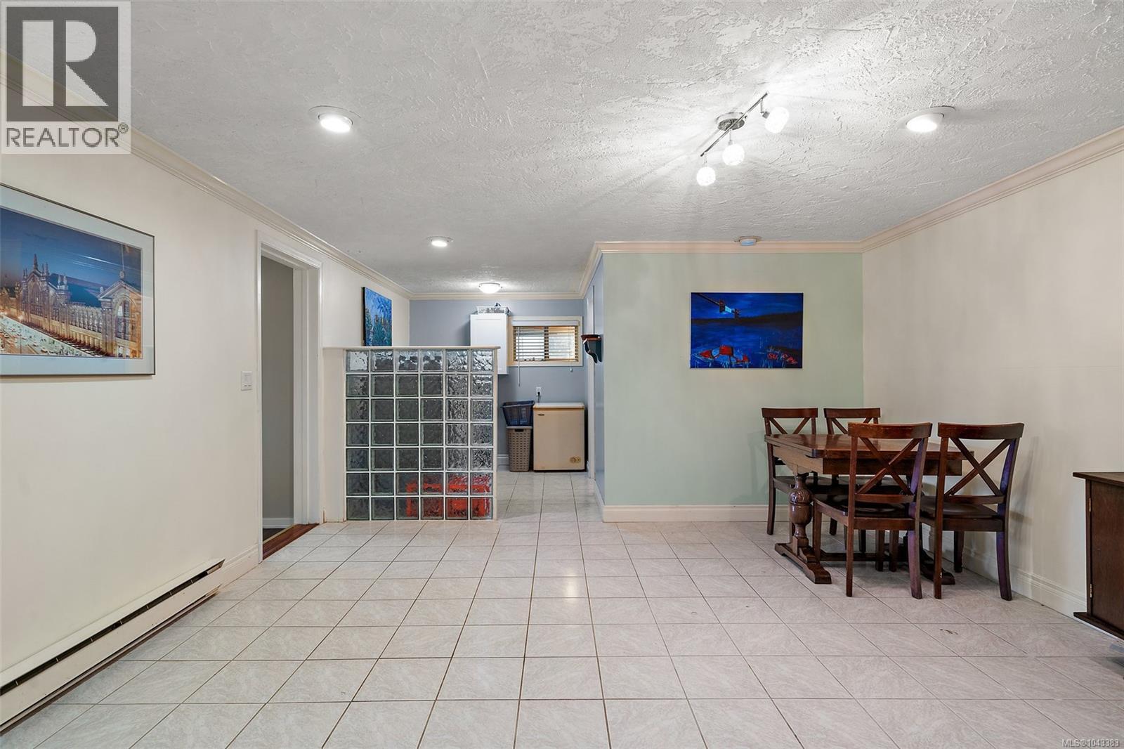 2197 Henlyn Dr Property Photo 29