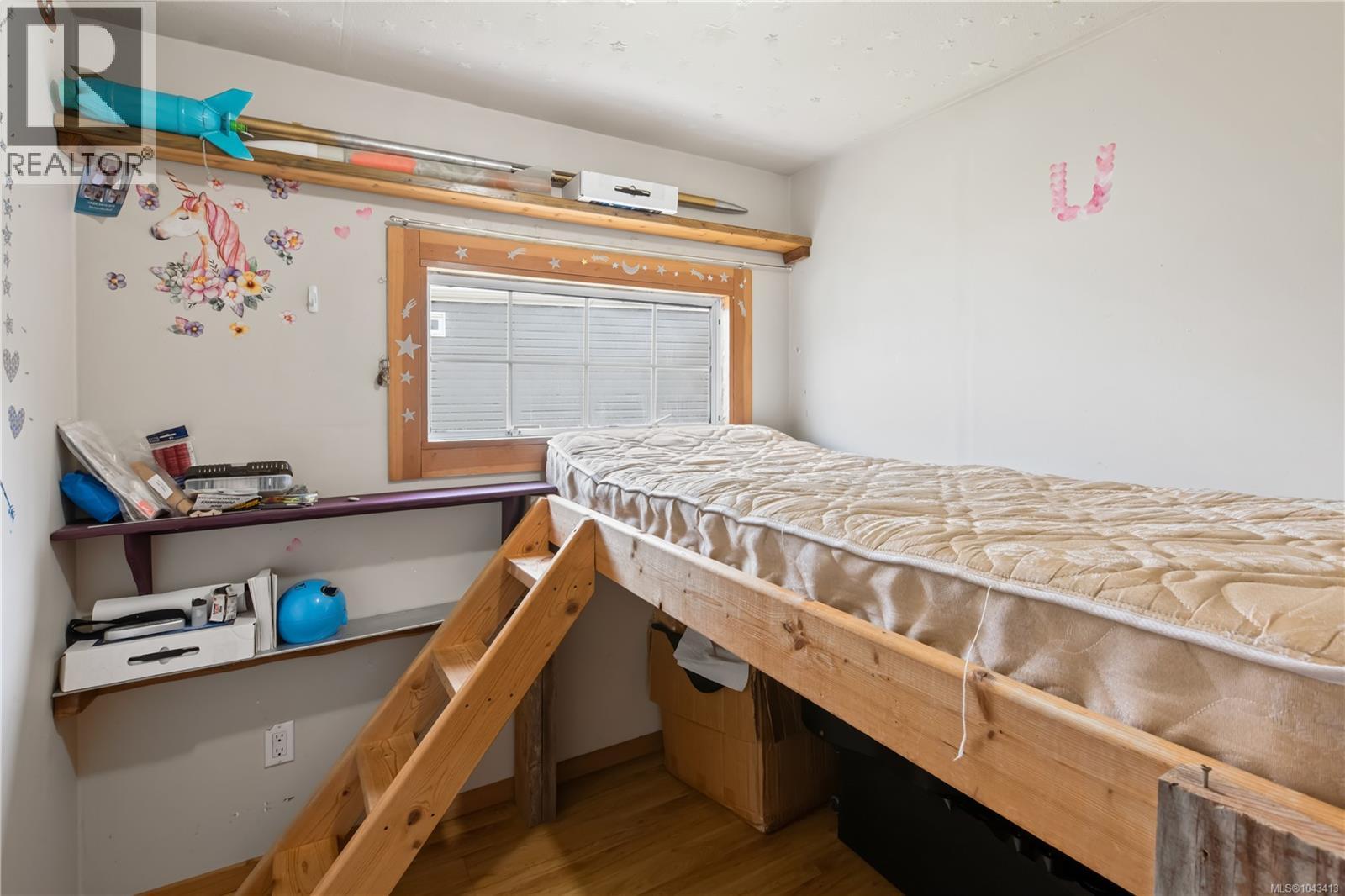 487 Orca Cres Property Photo 10
