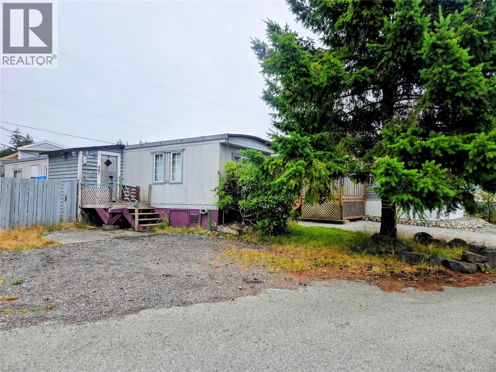 487 Orca Cres Property Photo 13