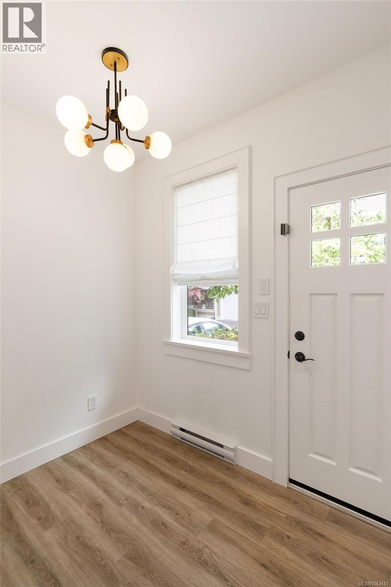 4 4583 Wilkinson Rd Property Photo 27