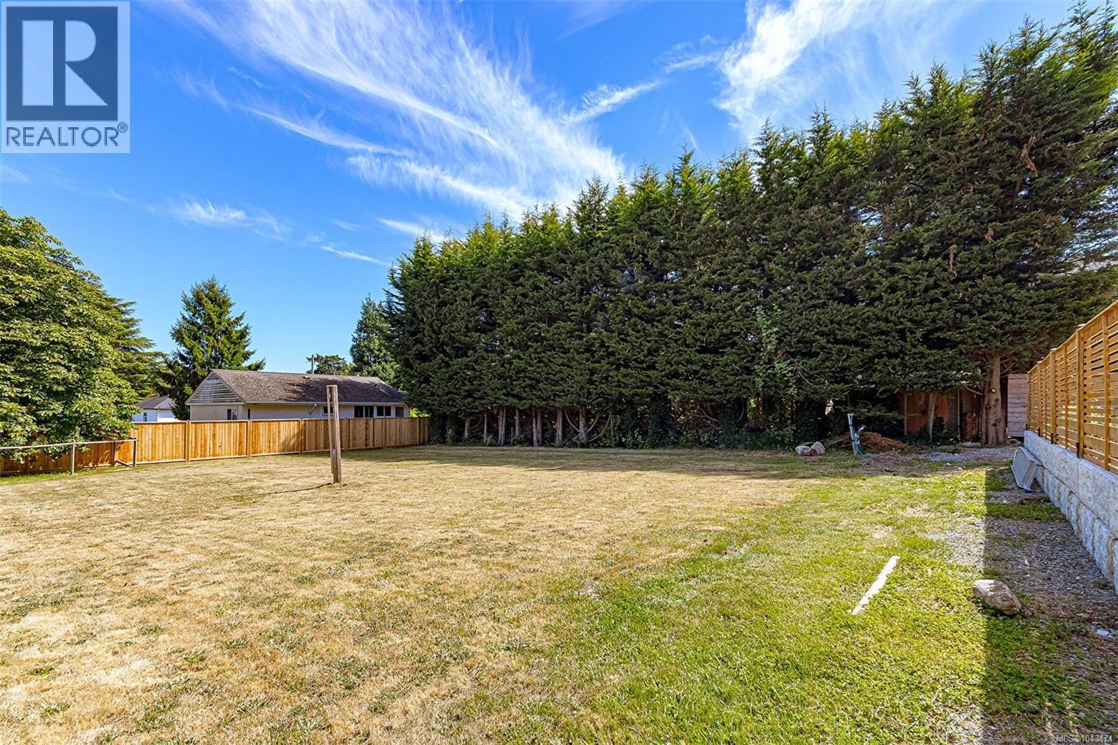 3141 Balfour Ave Property Photo 4