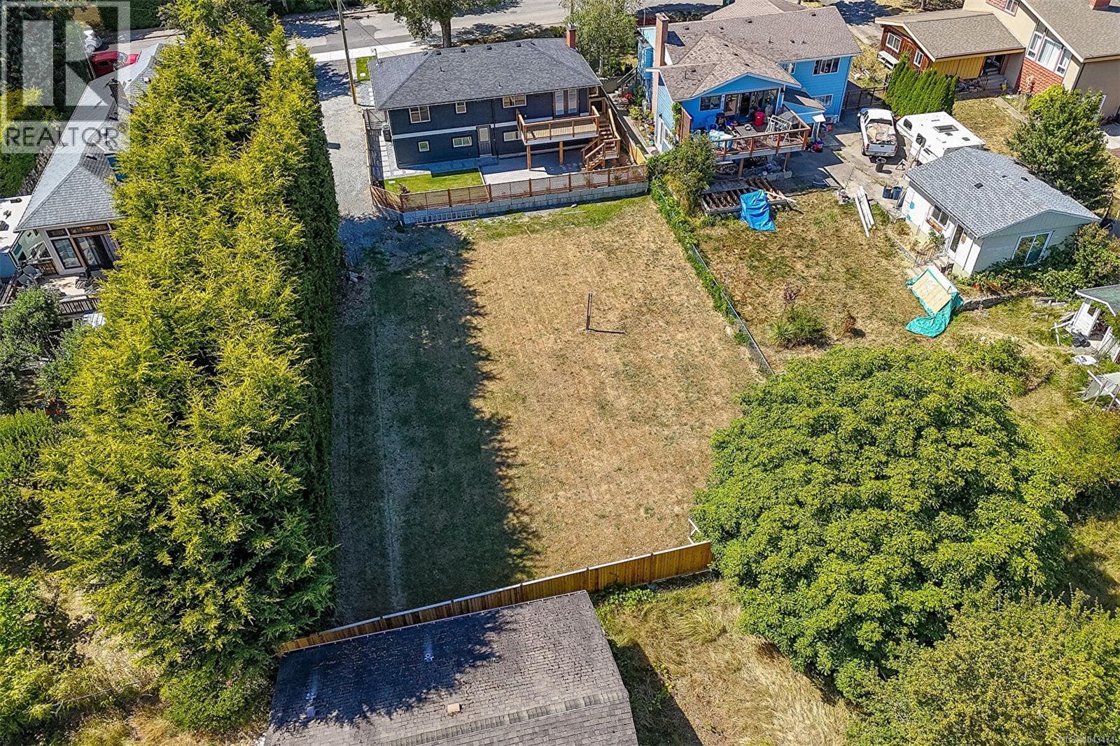 3141 Balfour Ave Property Photo 12