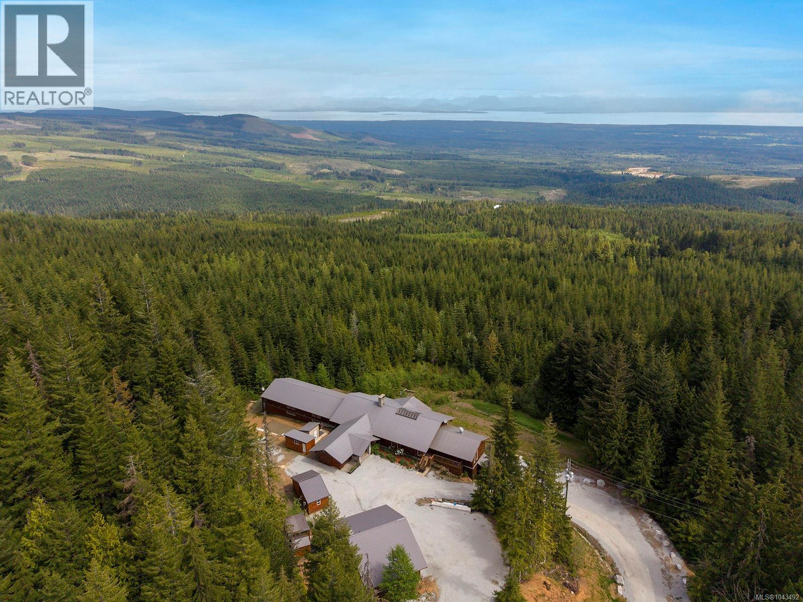 8100 Forbidden Plateau Rd Property Photo 2