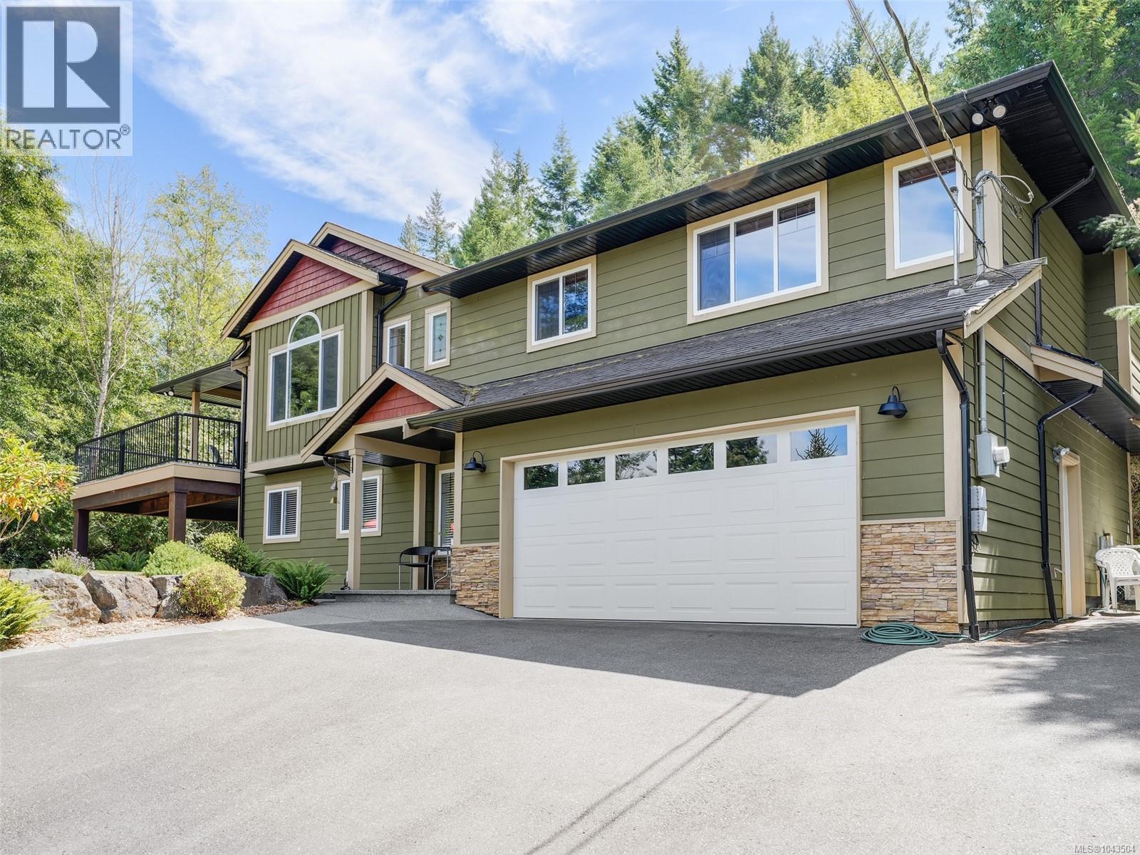 1420 Elan Pl Property Photo 1