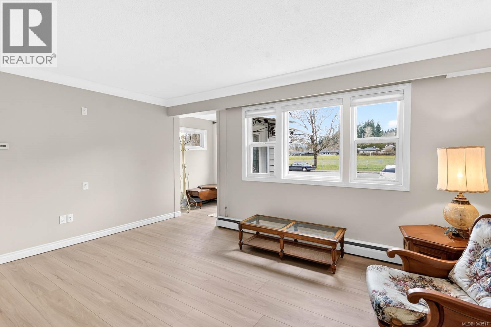 5118 Compton Rd Property Photo 6