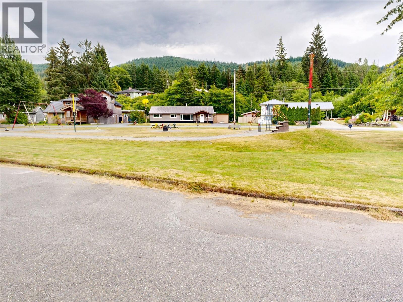 6641 Queesto Dr Property Photo 55