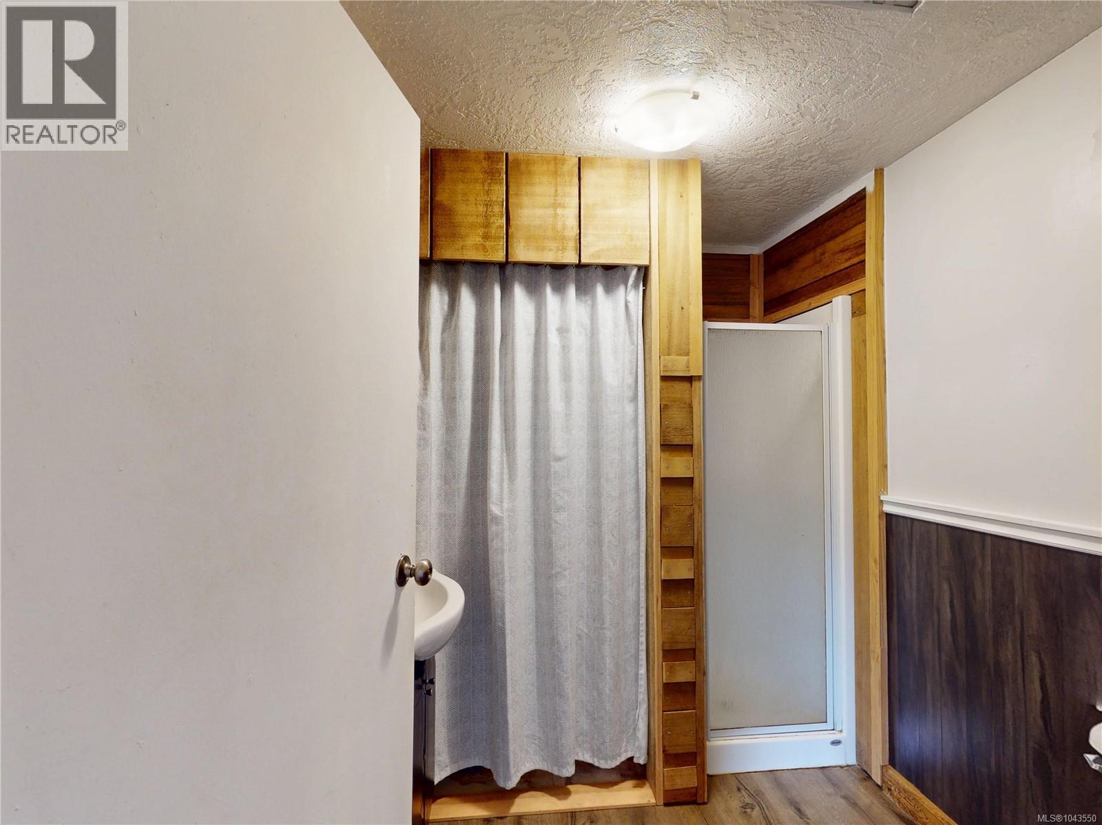 6641 Queesto Dr Property Photo 74