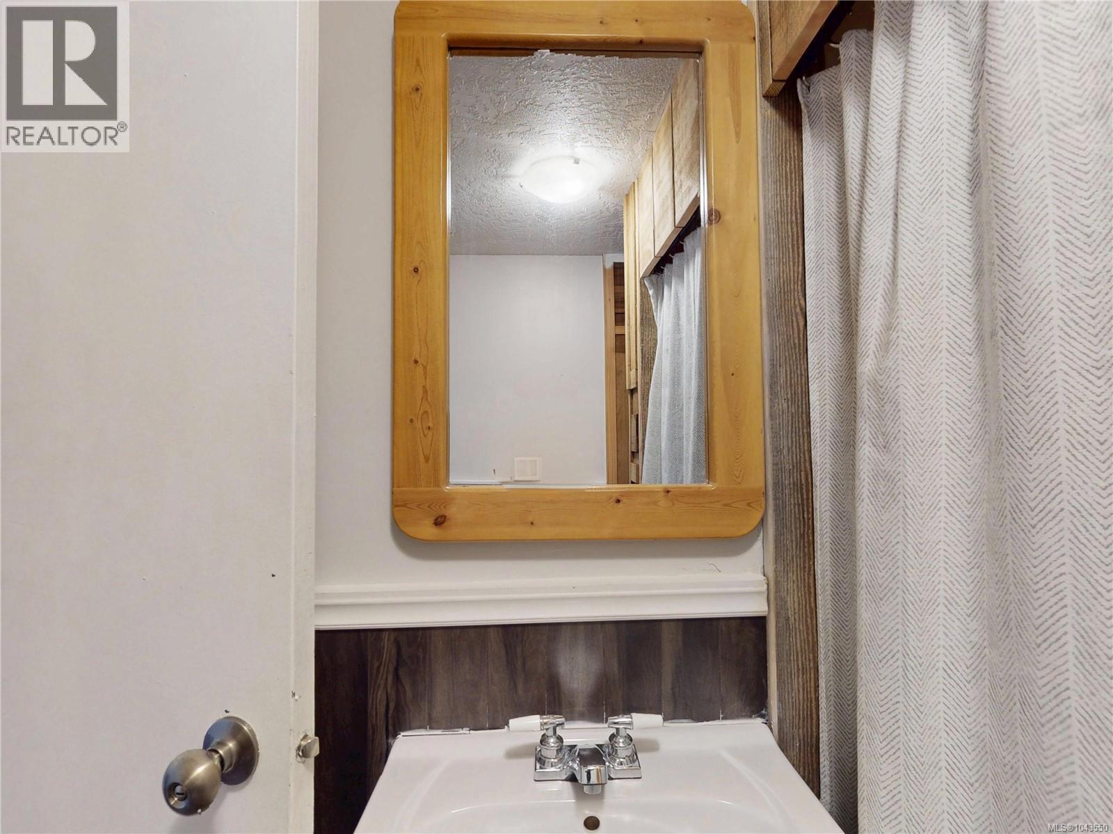 6641 Queesto Dr Property Photo 75