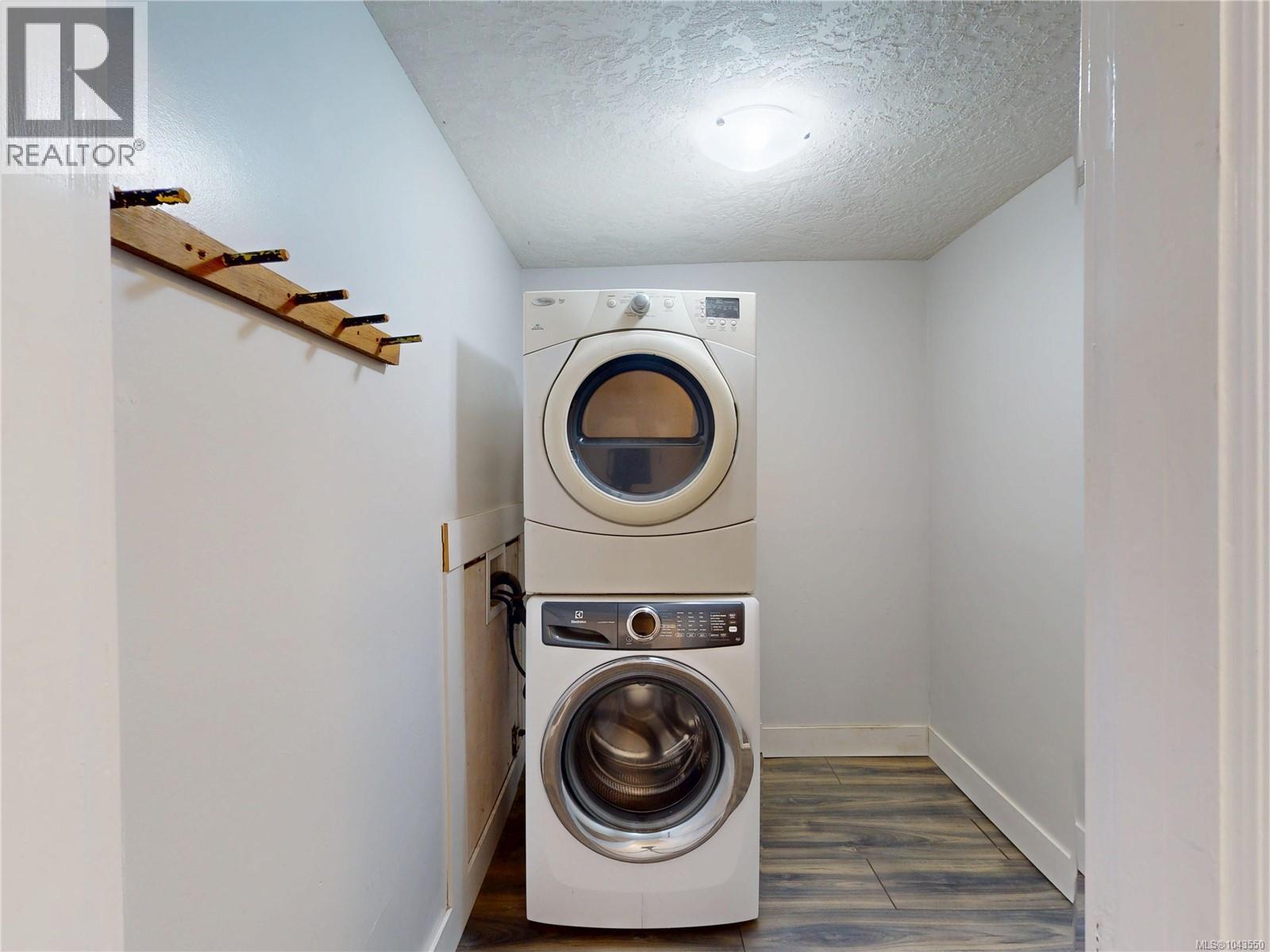 6641 Queesto Dr Property Photo 86
