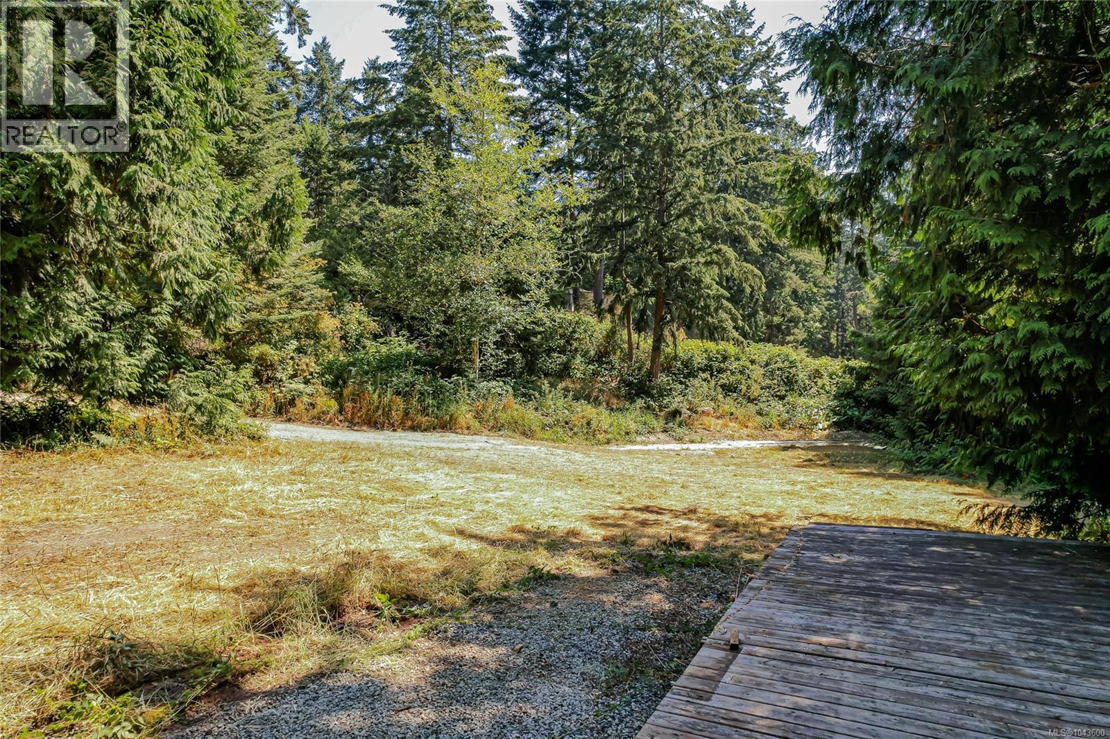 215 Long Harbour Rd Property Photo 13