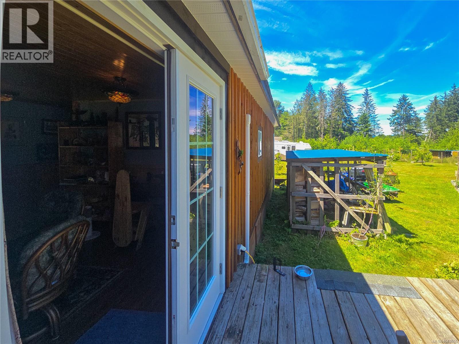 754 Sayward Rd Property Photo 23